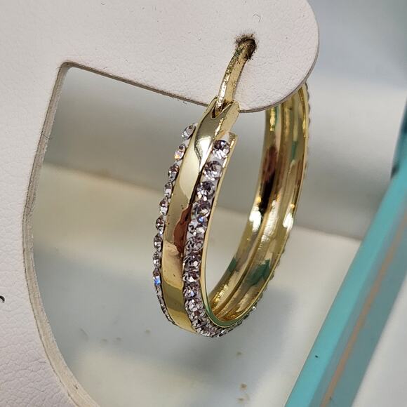 Jenni Park Swarovski Crystal Gold Tone Round Hoop 1" Earrings Lightweight New - Picture 2 of 6